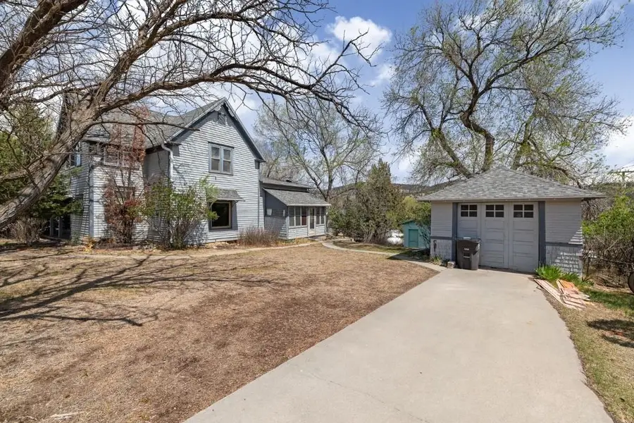 1645 Washington Avenue, Hot Springs, SD 57747 - #2
