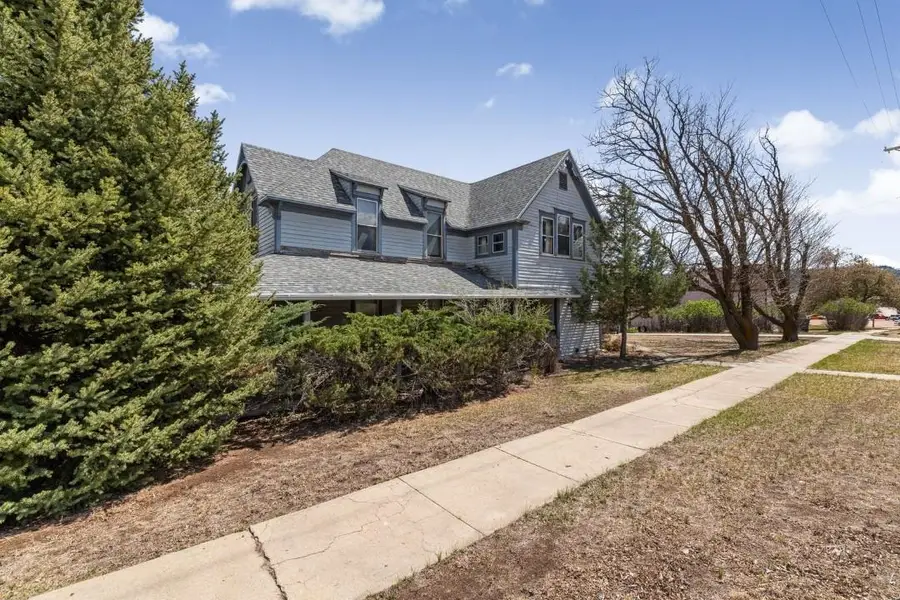 1645 Washington Avenue, Hot Springs, SD 57747 - #3