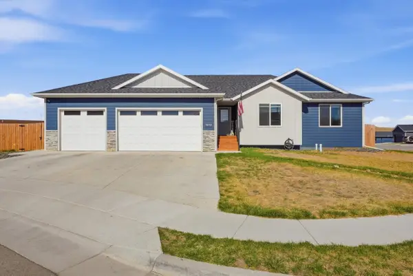 1013 Shape Court, Rapid City, SD 57703