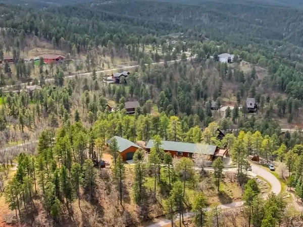313 Oak Ridge Road, Spearfish, SD 57783