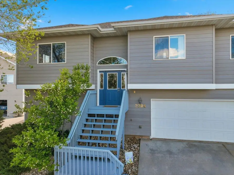 2206 Buena Vista Drive, Rapid City, SD 57702 - #2