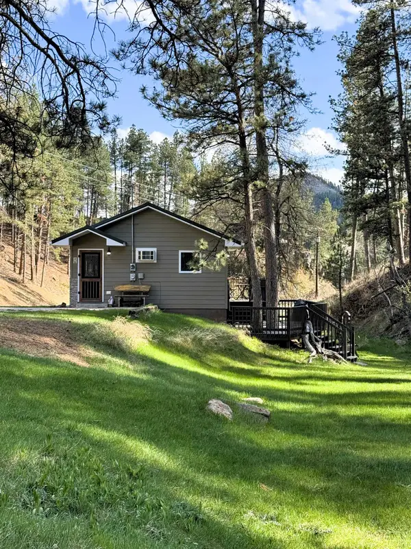 22869 Norris Peak Road, Rapid City, SD 57702