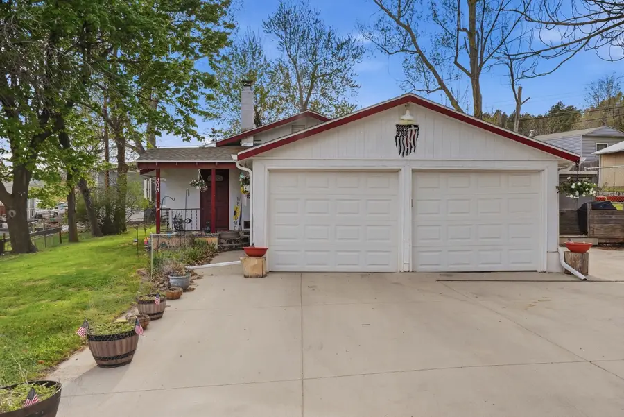 305 8th Street, Sturgis, SD 57785 - #2