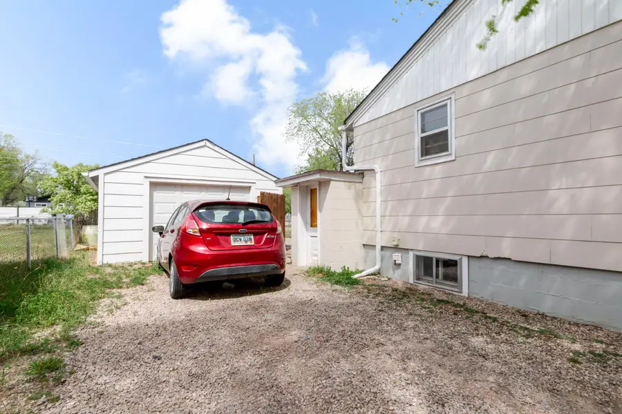 825 Holcomb Avenue, Rapid City, SD 57701 - #2