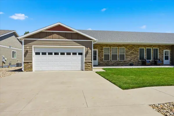 2214 Split Rock Drive, Sturgis, SD 57785