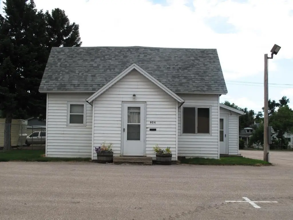 924 Main Street, Sturgis, SD 57785 - #1