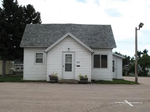 924 Main Street, Sturgis, SD 57785