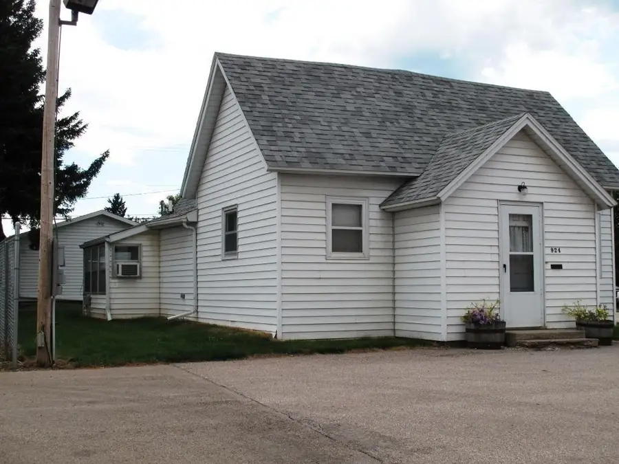924 Main Street, Sturgis, SD 57785 - #2