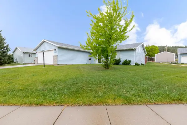 13263 Horseshoe Court, Piedmont, SD 57769
