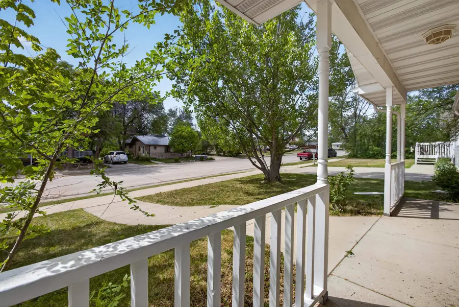 215 7th Avenue, Belle Fourche, SD 57717 - #2