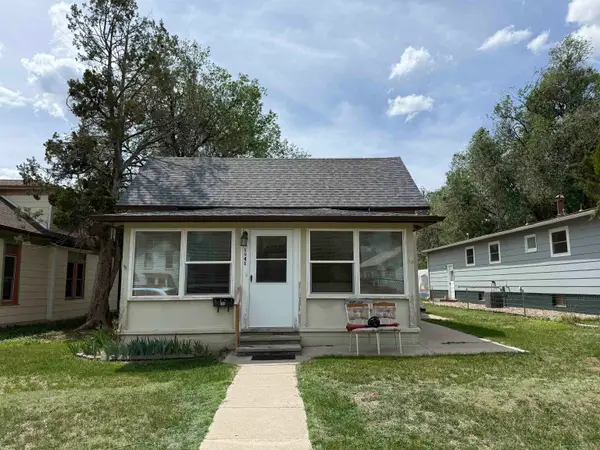 1941 Albany Avenue, Hot Springs, SD 57747