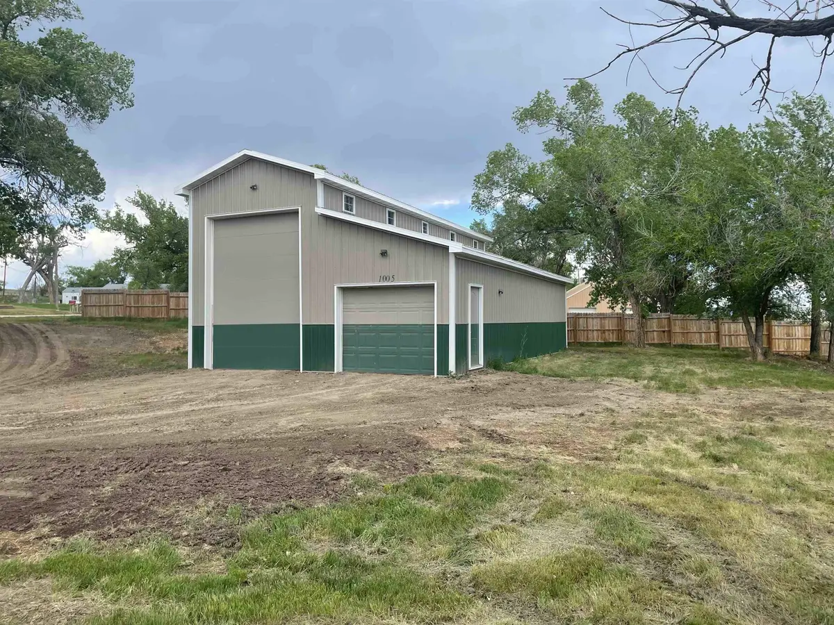 1005 3rd Avenue, Edgemont, SD 57735 - #1