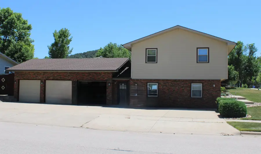 2624 Raymond Drive, Rapid City, SD 57702 - #2