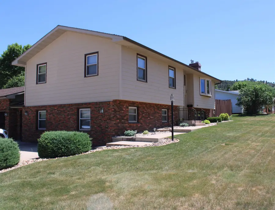 2624 Raymond Drive, Rapid City, SD 57702 - #3