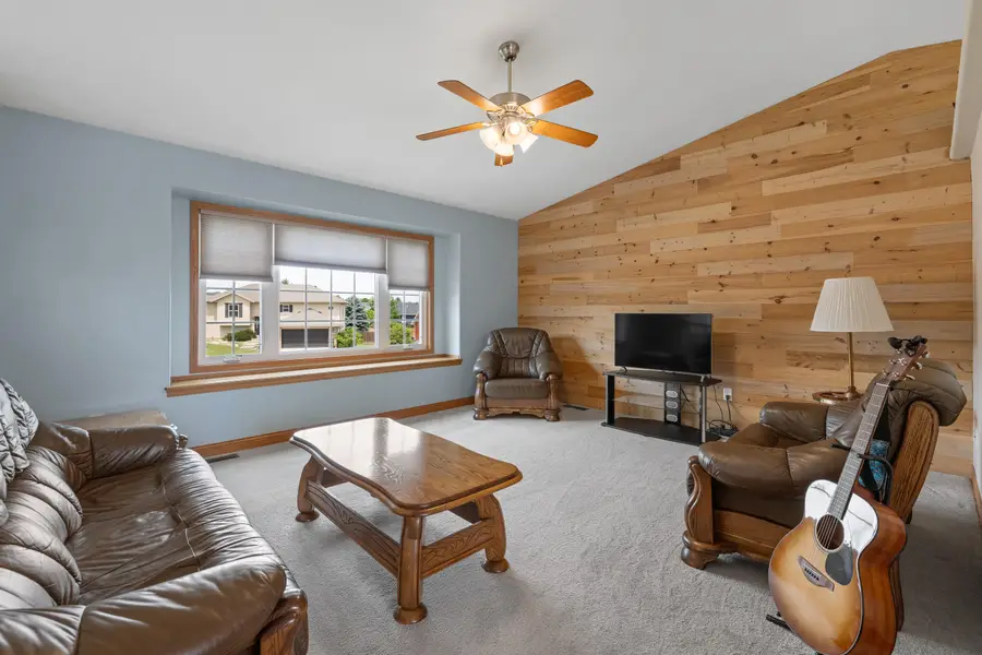 9850 Kingsbury Ct, Summerset, SD 57718 - #2