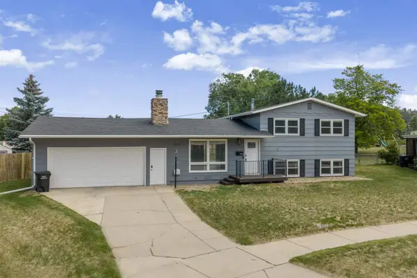 2206 Lockwood Drive, Rapid City, SD 57702