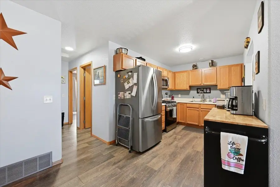 322 Summit Street, Belle Fourche, SD 57717 - #3