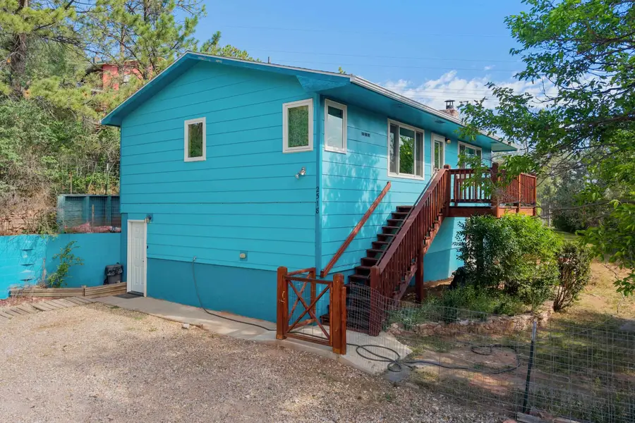 2518 Washington Avenue, Hot Springs, SD 57747 - #2