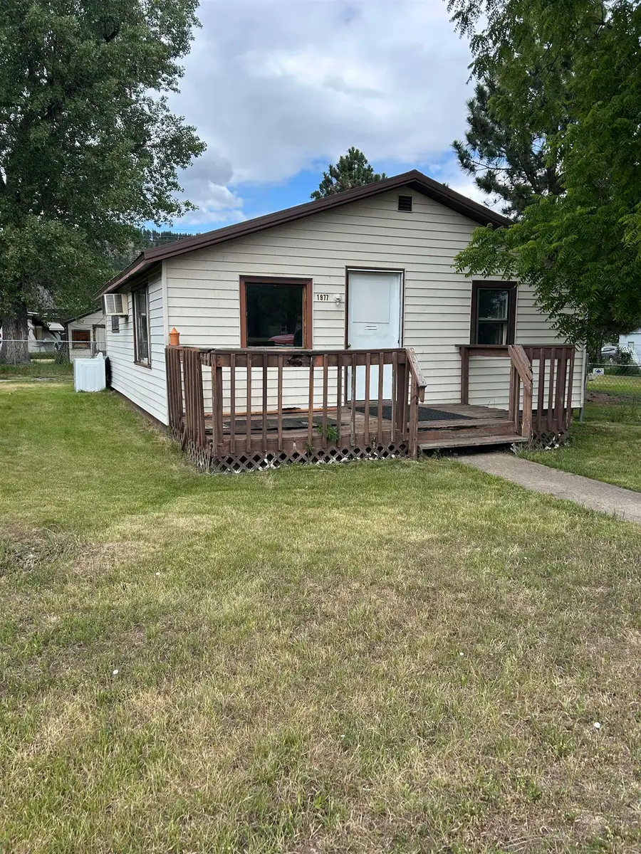 1977 Park Avenue, Sturgis, SD 57785 - #2