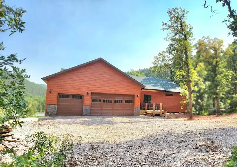 10548 Higgins Ln, Spearfish, SD 57783 - #1