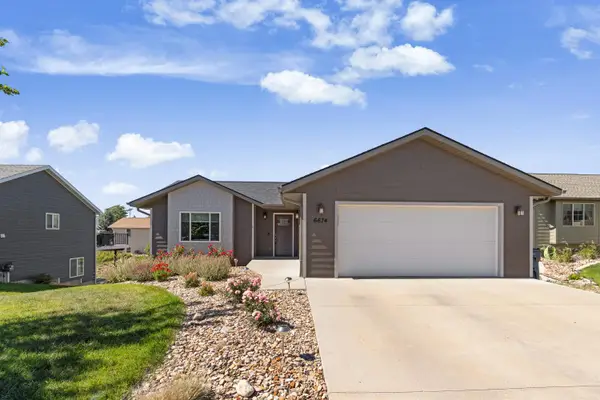 6674 Cambridge Place, Summerset, SD 57718