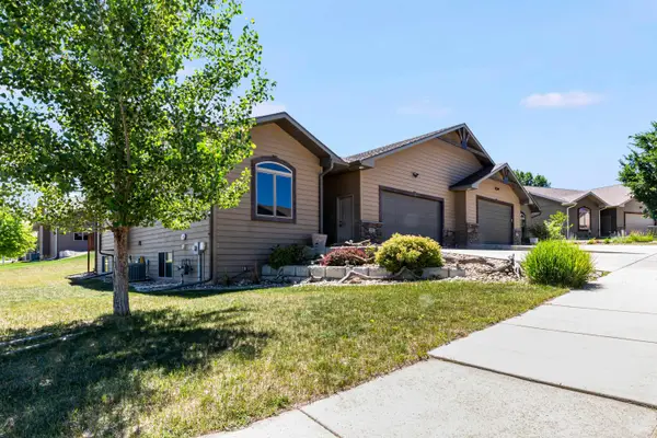 301 Enchanted Pines Drive, Rapid City, SD 57701
