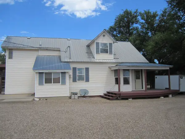202 N 4th Street, Buffalo Gap, SD 57722