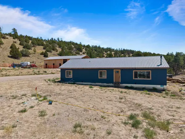 5111 Highway 16, Newcastle, WY 82701
