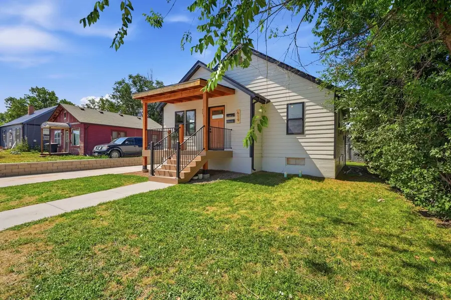 619 Lawrence Street, Belle Fourche, SD 57717 - #3