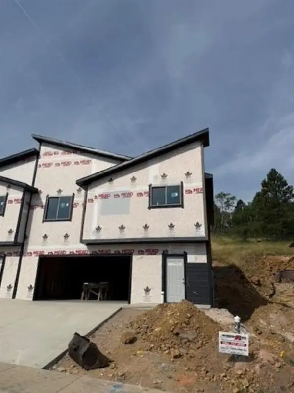 127 Mystery Wagon Road, Deadwood, SD 57732