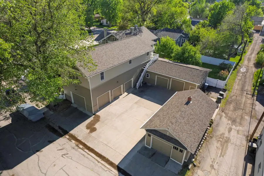 835 Harding Street, Belle Fourche, SD 57717 - #3