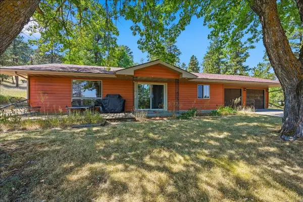 3221 Pine Tree Trl, Sturgis, SD 57785