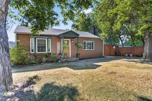 818 Roubaix Dr, Rapid City, SD 57702