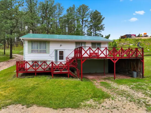 25015 Chandler Drive, Custer, SD 57730