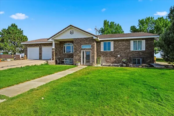 1301 Hilltop Circle, Belle Fourche, SD 57717