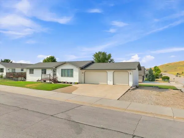 3510 Roughlock Lane, Spearfish, SD 57783