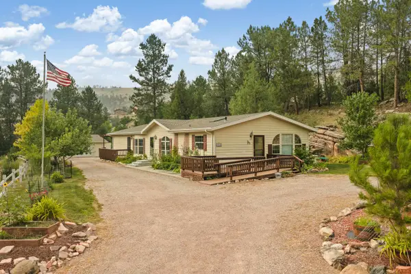 27532 Todd Drive, Hot Springs, SD 57747