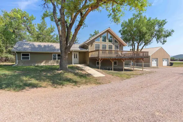 1003 3rd Avenue, Edgemont, SD 57735