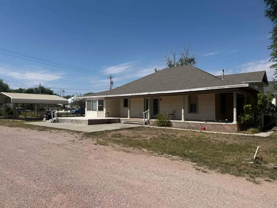 402 4th Avenue, Edgemont, SD 57747 - #2