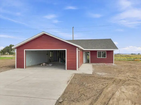10894 Eagle Court, Belle Fourche, SD 57717
