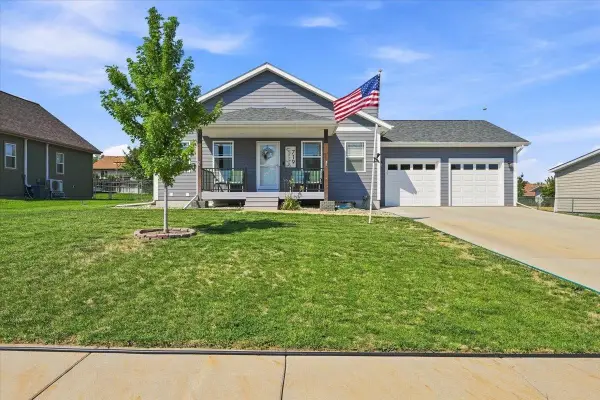 719 Zenith Street, Belle Fourche, SD 57717