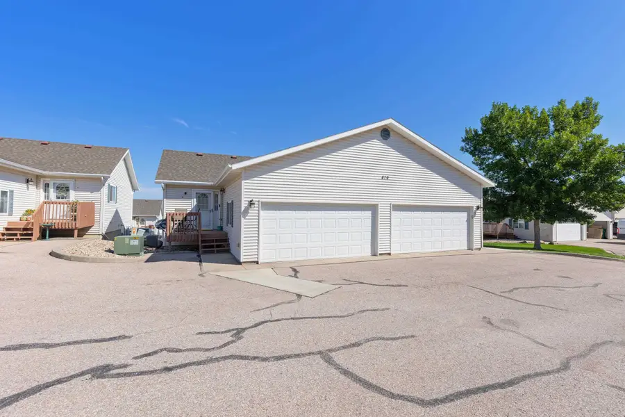 879 E Minnesota Street, Rapid City, SD 57701 - #3