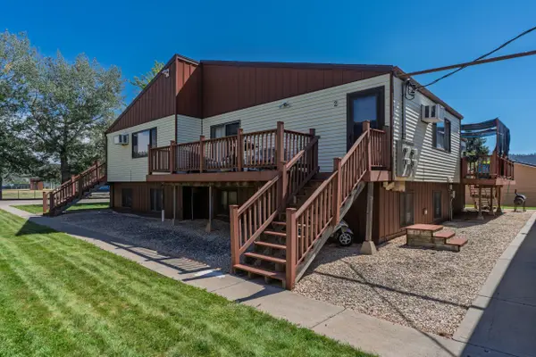 438 S 14th Street, Hot Springs, SD 57747