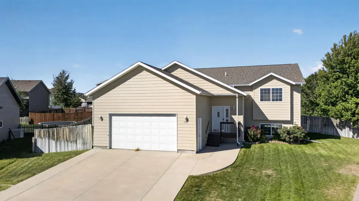 401 Kahler Ct, Rapid City, SD 57701 - #1
