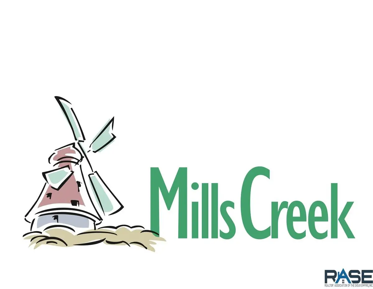 455 Huckleberry Trl, Harrisburg, SD 57032 - #1