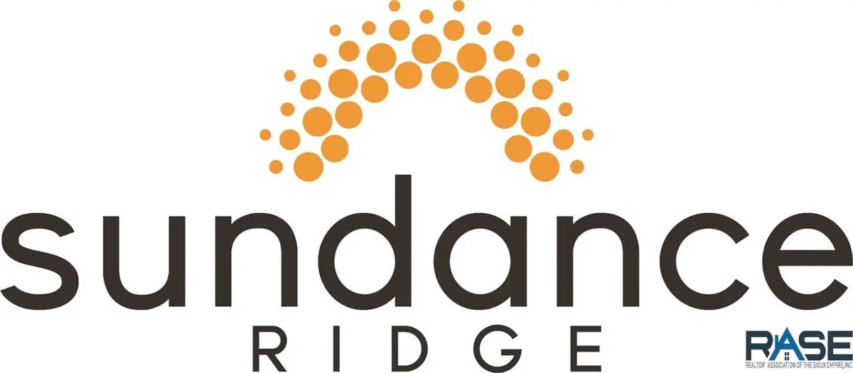 2112 S Saddle Ridge Dr, Sioux Falls, SD 57110 - #1