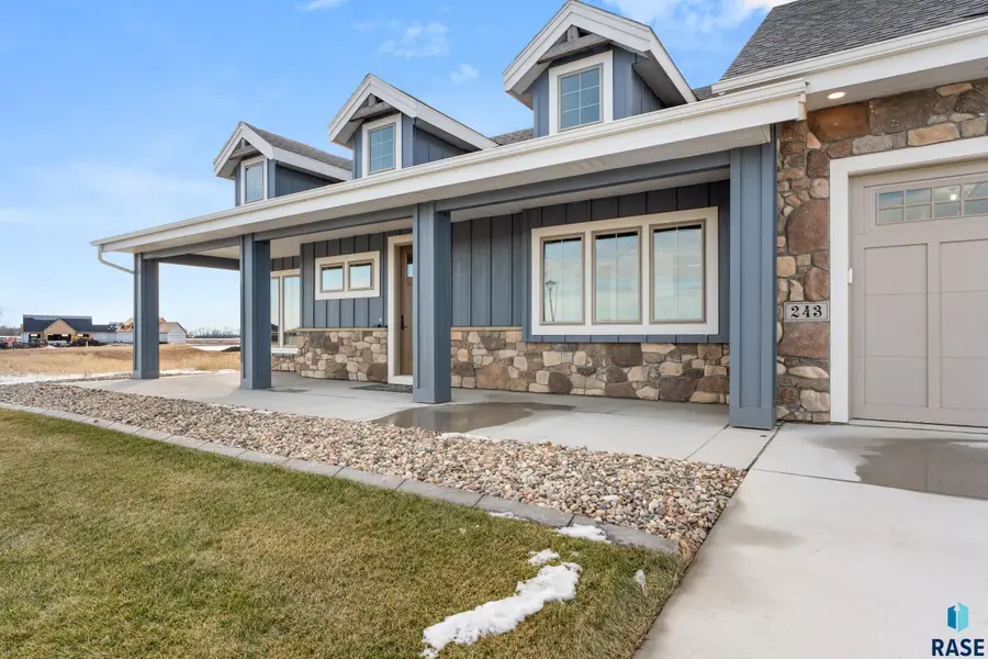 243 Sandpiper Ln, Wentworth, SD 57075 - #2