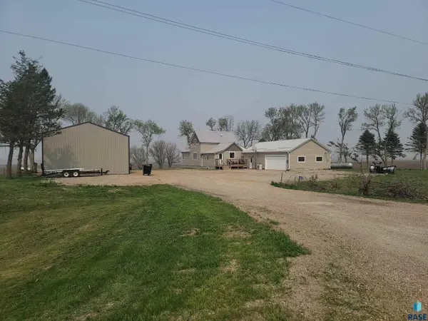 26549 455th Ave, Humboldt, SD 57035