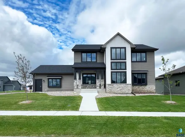 2713 S Galena Ave, Sioux Falls, SD 57110