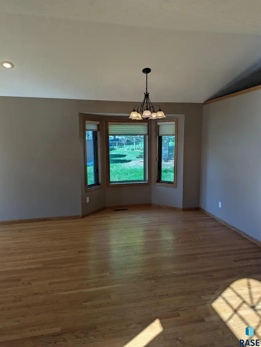 3500 E Apple Blossom Cir, Sioux Falls, SD 57103 - #3